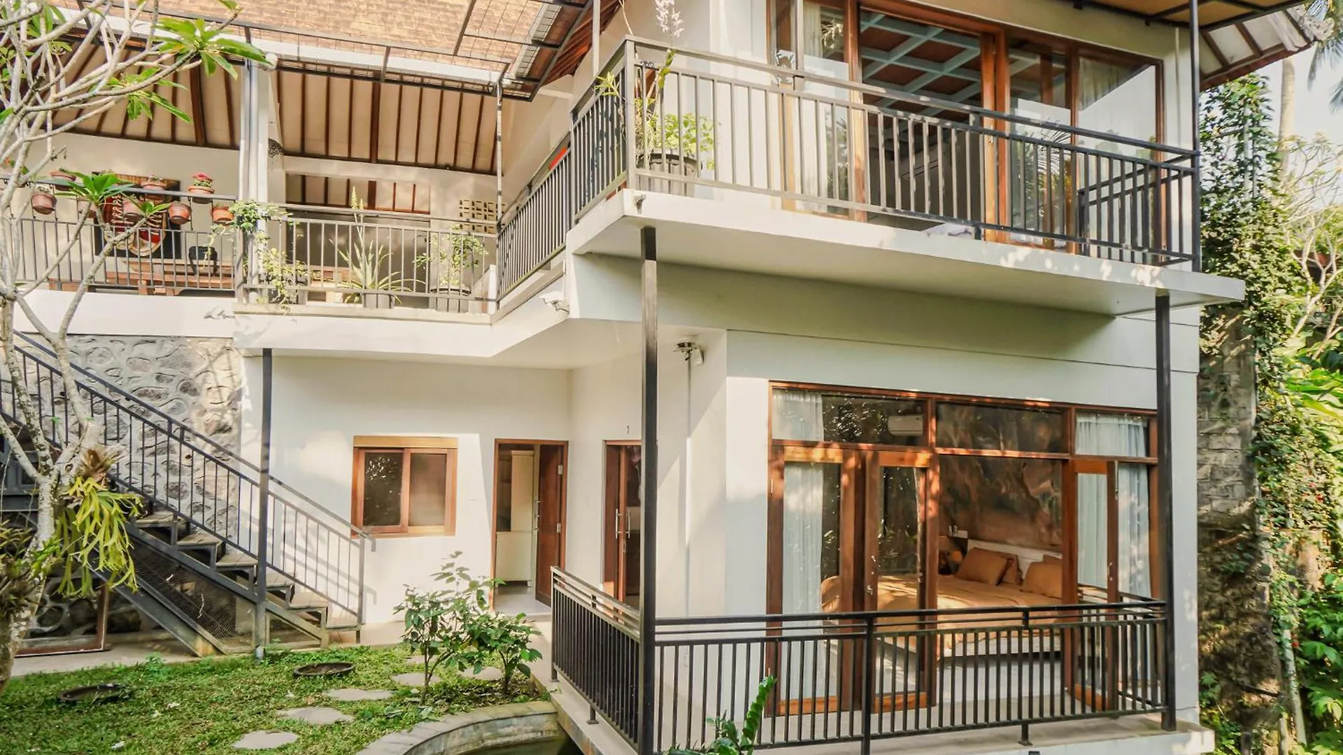 Bed & Breakfast Sage Cottage Ubud  Indonesia